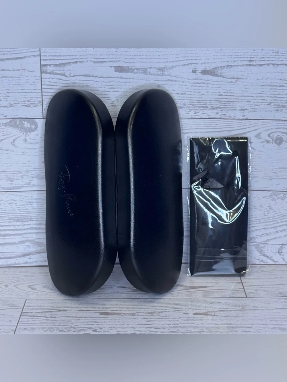 Ray-Ban Black Leatherette Hard Clam-Shell Case